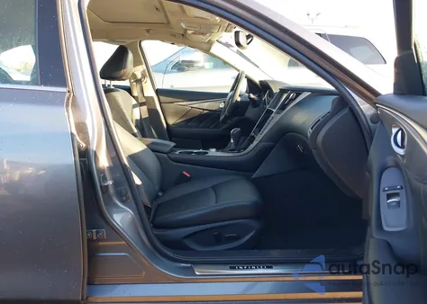 2016 Infiniti Q50 3.0T Premium z USA, uszkodzony, nr VIN JN1EV7APXGM303529